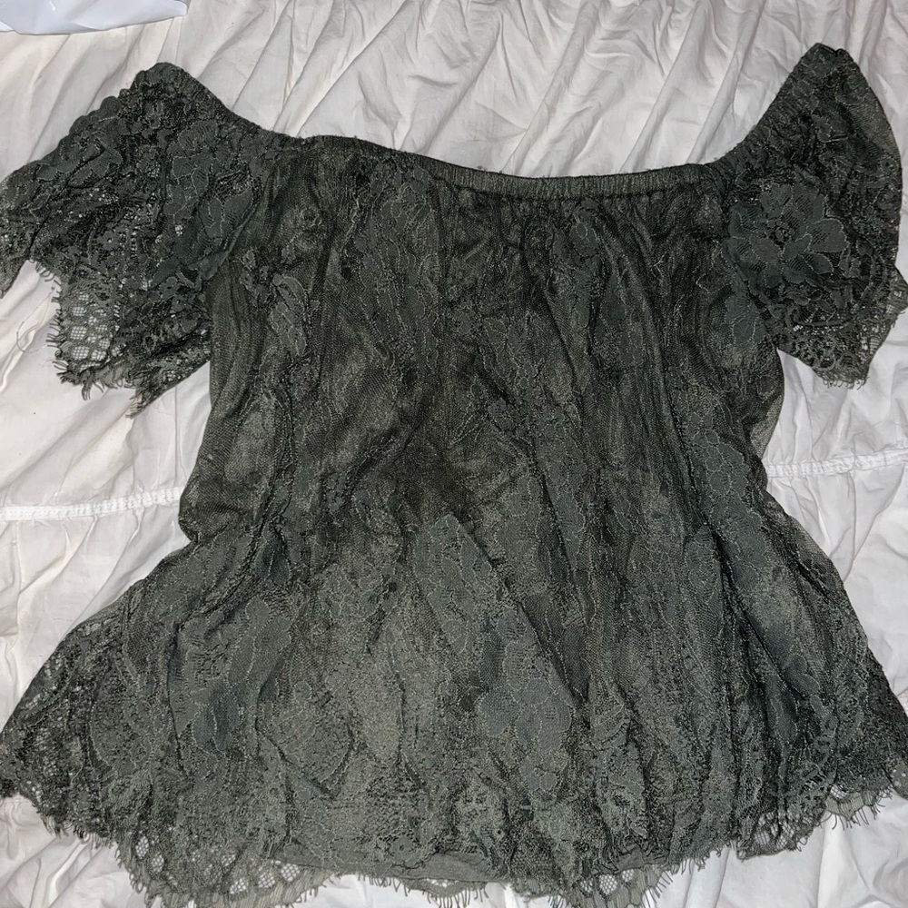 American Eagle Outfitters Green Off-the-Shoulder Lace Blouse